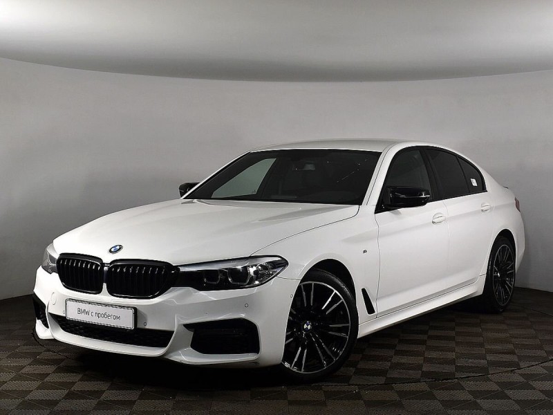 Автомобиль BMW, 5 серии, 2020 года, AT, пробег 58370 км