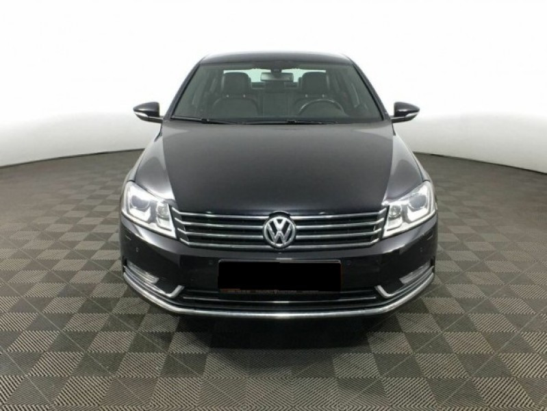 Автомобиль Volkswagen, Passat, 2014 года, AMT, пробег 104359 км