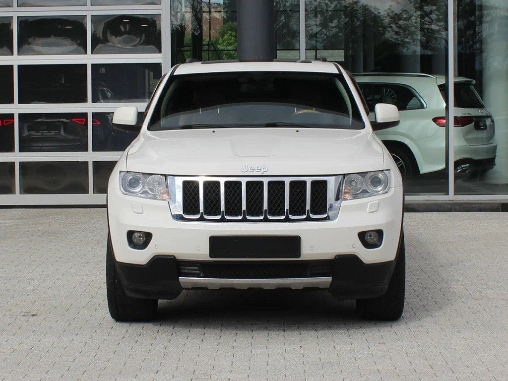 Автомобиль Jeep, Grand Cherokee, 2013 года, AT, пробег 129000 км