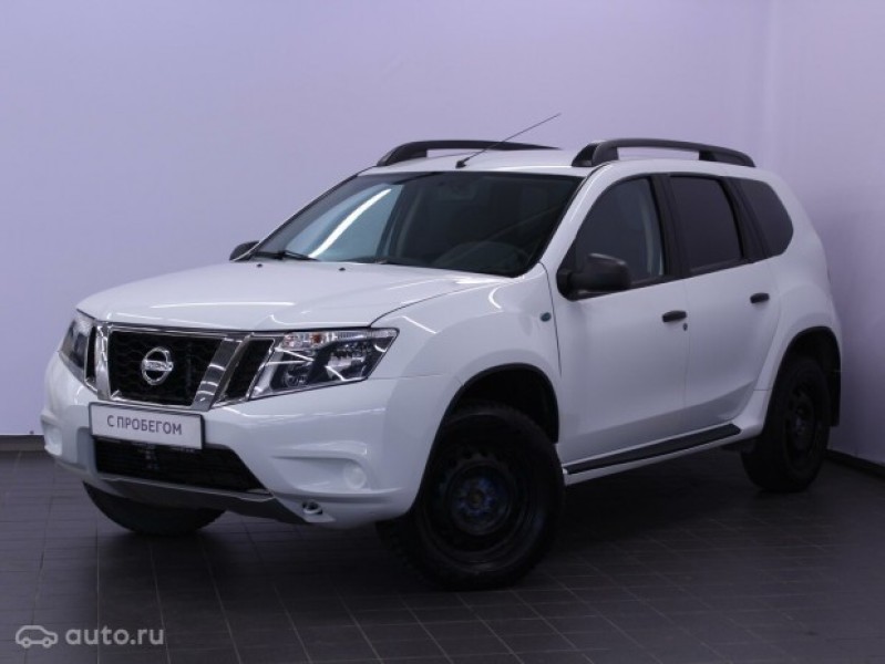 Автомобиль Nissan, Terrano, 2015 года, MT, пробег 64204 км