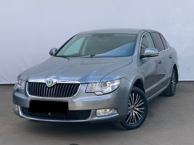 Автомобиль Skoda, Superb, 2011 года, AT, пробег 198171 км