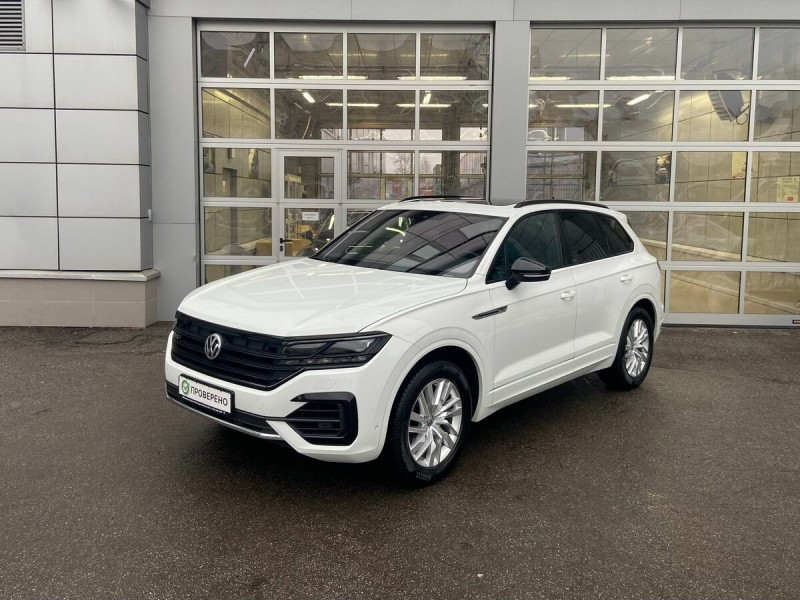 Автомобиль Volkswagen, Touareg, 2018 года, AT, пробег 78000 км