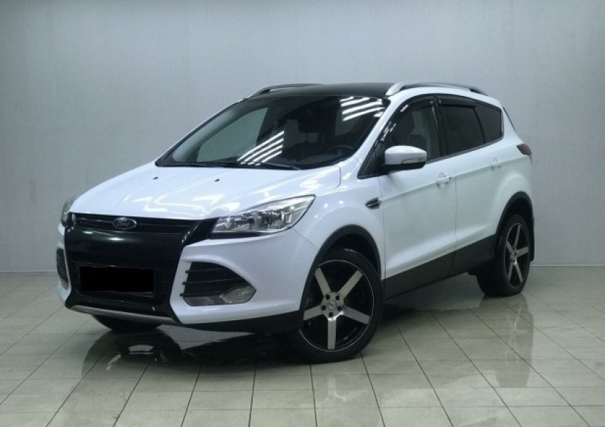 Автомобиль Ford, Kuga, 2014 года, AMT, пробег 122934 км