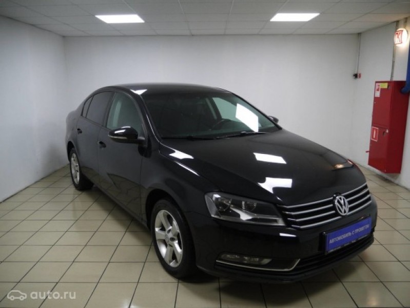 Автомобиль Volkswagen, Passat, 2013 года, AMT, пробег 107000 км