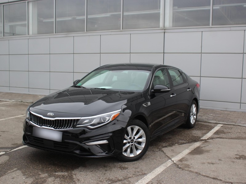 Автомобиль Kia, Optima, 2018 года, AT, пробег 55000 км