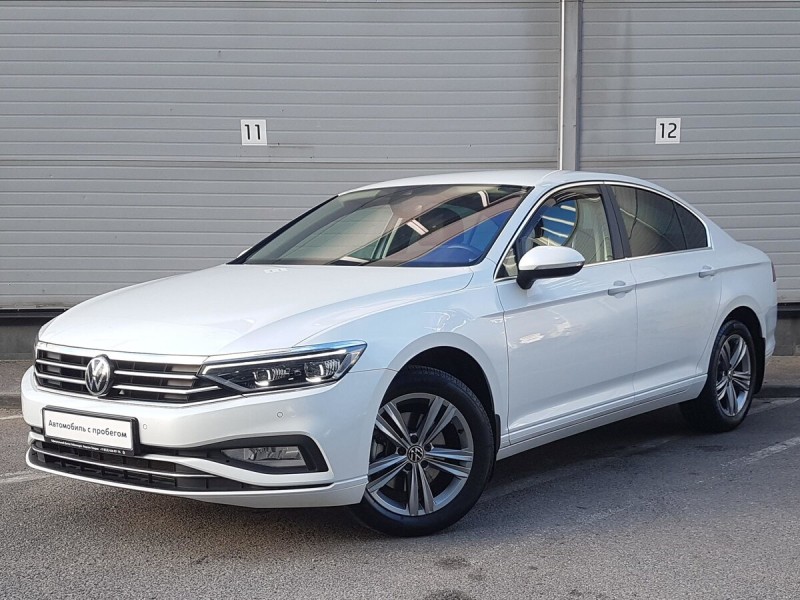 Автомобиль Volkswagen, Passat, 2021 года, AMT, пробег 12135 км