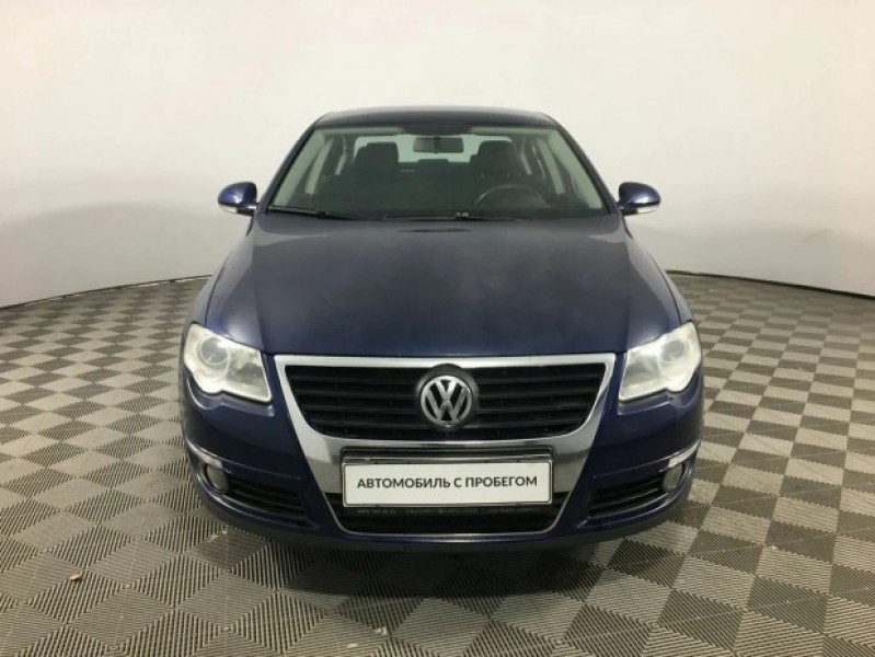 Автомобиль Volkswagen, Passat, 2010 года, AMT, пробег 169198 км