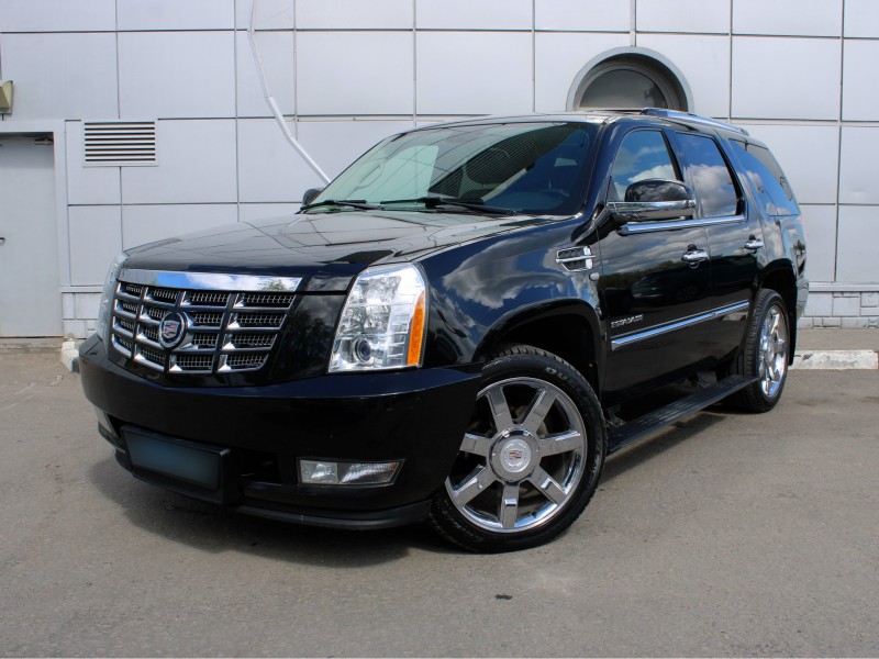 Автомобиль Cadillac, Escalade, 2011 года, AT, пробег 128386 км