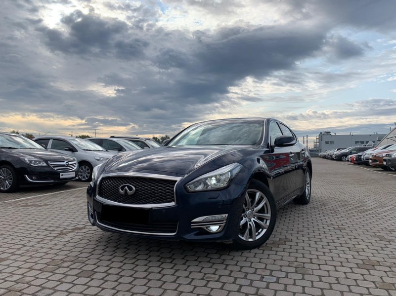 Автомобиль Infiniti, Q70, 2015 года, AT, пробег 59600 км