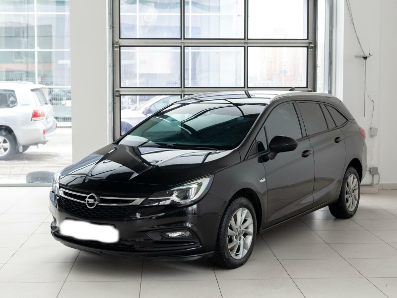 Автомобиль Opel, Astra, 2017 года, MT, пробег 56000 км