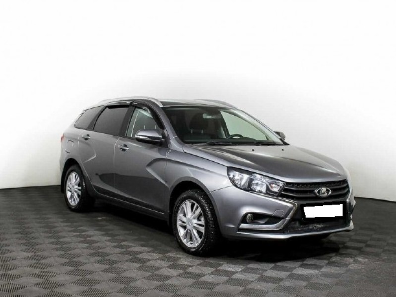 Автомобиль LADA (ВАЗ), Vesta SW, 2019 года, MT, пробег 27855 км