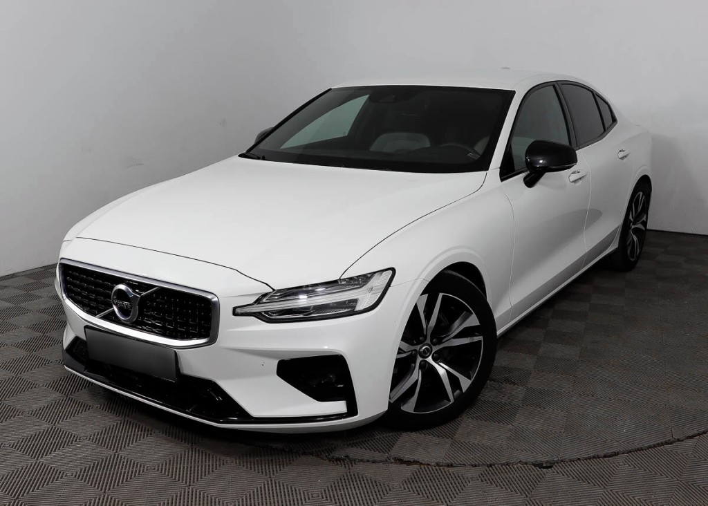 Автомобиль Volvo, S60, 2019 года, AT, пробег 31400 км