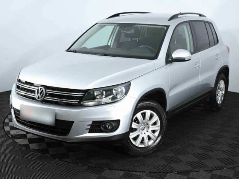 Автомобиль Volkswagen, Tiguan, 2015 года, AMT, пробег 140009 км