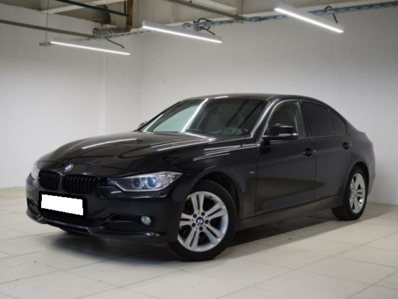 Автомобиль BMW, 3 серии, 2013 года, AT, пробег 84955 км