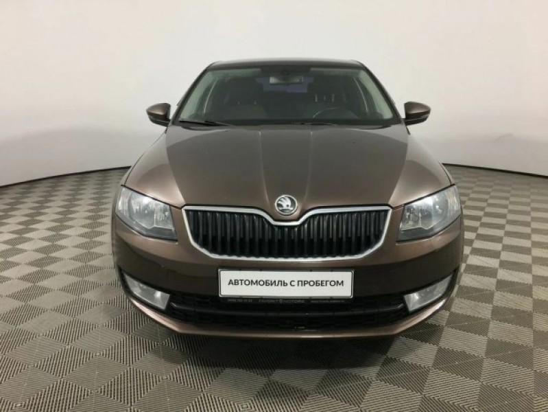 Автомобиль Skoda, Octavia, 2014 года, AMT, пробег 136120 км