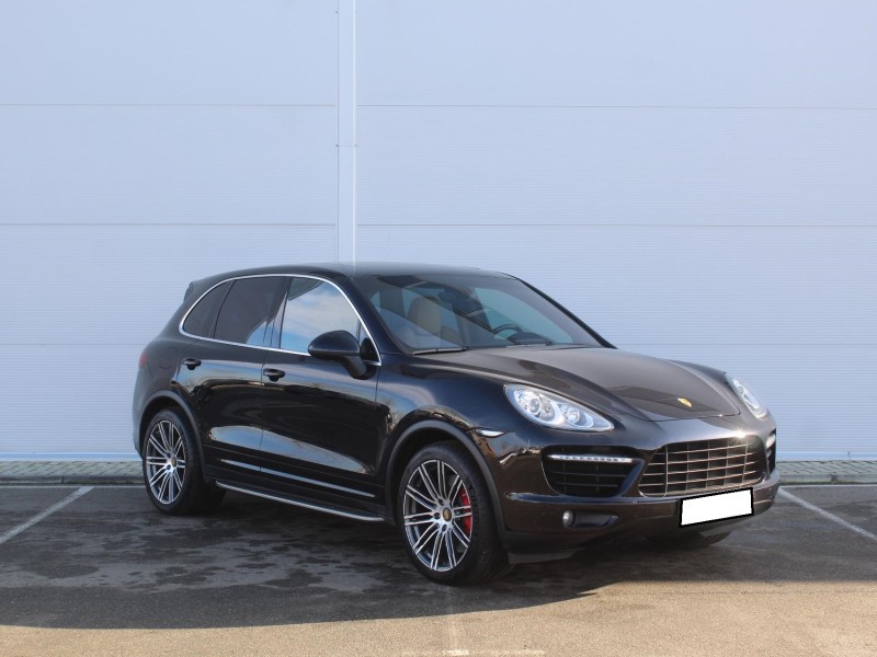 Автомобиль Porsche, Cayenne, 2011 года, AT, пробег 95219 км