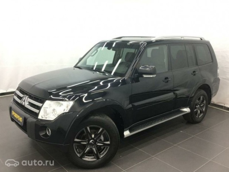 Автомобиль Mitsubishi, Pajero, 2010 года, AT, пробег 129100 км