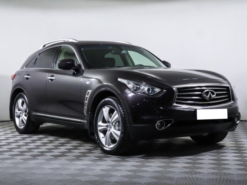 Автомобиль Infiniti, FX, 2011 года, AT, пробег 138900 км