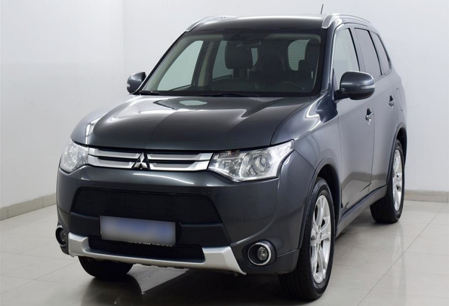 Автомобиль Mitsubishi, Outlander, 2014 года, VT, пробег 145190 км