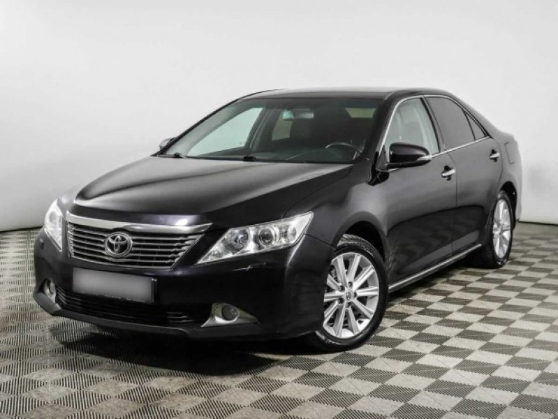 Автомобиль Toyota, Camry, 2013 года, AT, пробег 207035 км