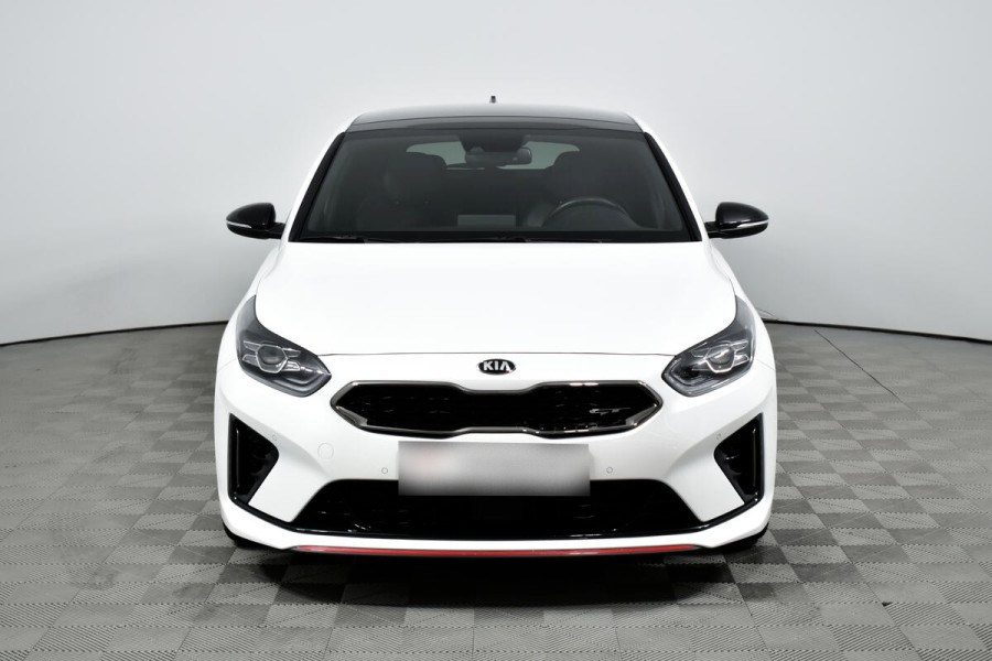 Автомобиль Kia, Proceed, 2019 года, AMT, пробег 42296 км