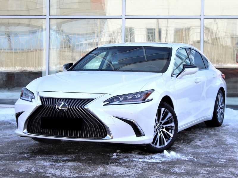 Автомобиль Lexus, ES, 2019 года, AT, пробег 46979 км