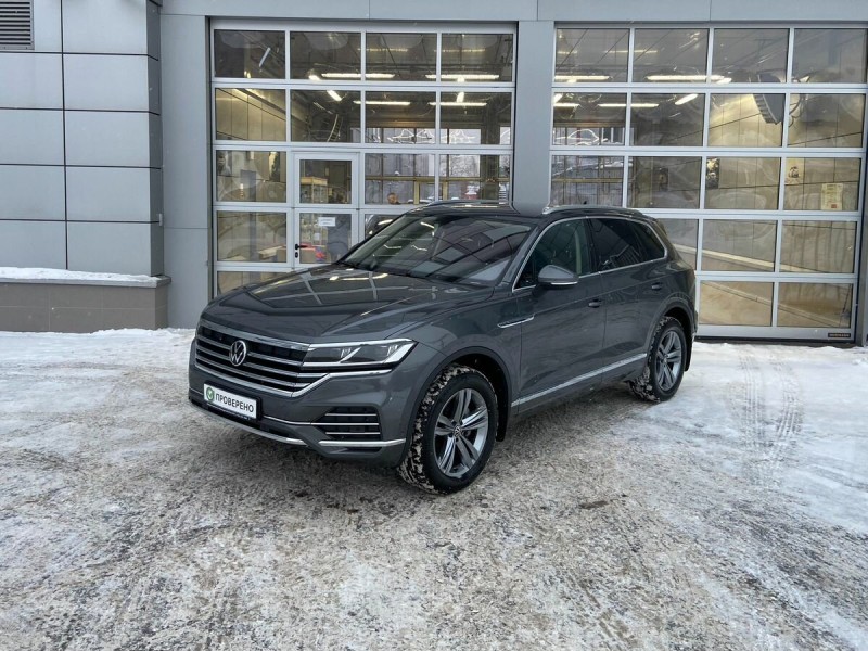 Автомобиль Volkswagen, Touareg, 2021 года, AT, пробег 31000 км