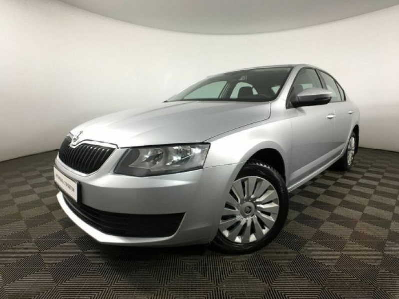 Автомобиль Skoda, Octavia, 2014 года, AMT, пробег 52530 км