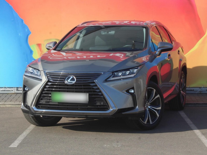 Автомобиль Lexus, RX, 2019 года, AT, пробег 16000 км