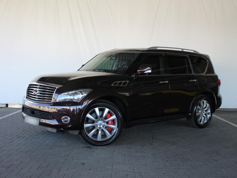 Автомобиль Infiniti, QX56, 2010 года, AT, пробег 101000 км