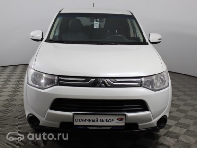 Автомобиль Mitsubishi, Outlander, 2012 года, VT, пробег 101221 км