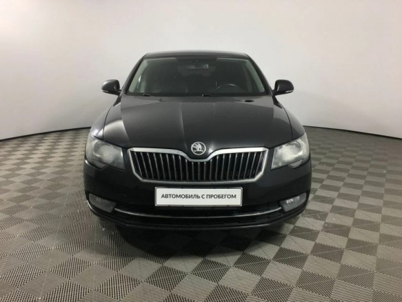 Автомобиль Skoda, Superb, 2013 года, AMT, пробег 142027 км