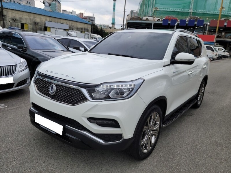 Автомобиль SsangYong, Rexton, 2018 года, AT, пробег 26000 км