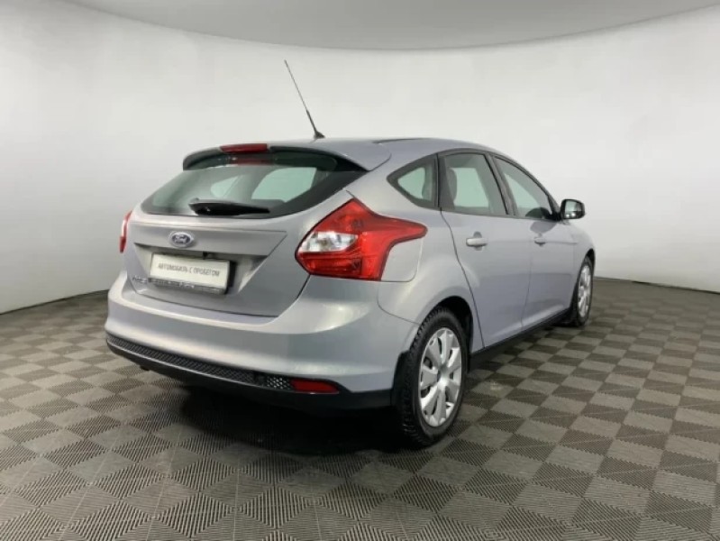 Автомобиль Ford, Focus, 2012 года, AMT, пробег 87455 км