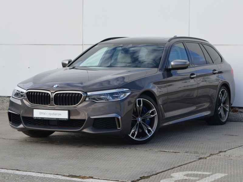 Автомобиль BMW, 5 серии, 2017 года, AT, пробег 158534 км