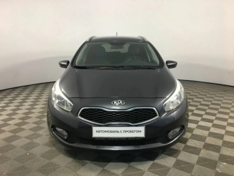 Автомобиль Kia, Ceed, 2015 года, AT, пробег 89917 км