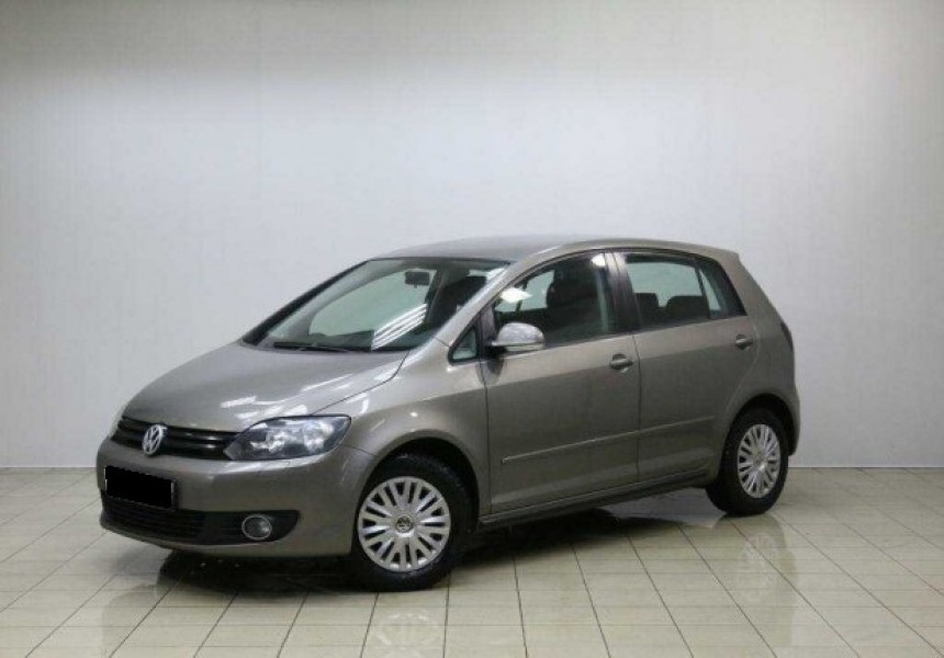 Автомобиль Volkswagen, Golf Plus, 2012 года, MT, пробег 83454 км