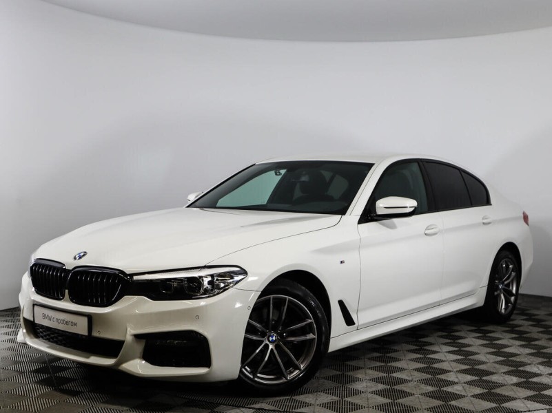 Автомобиль BMW, 5 серии, 2021 года, AT, пробег 45690 км