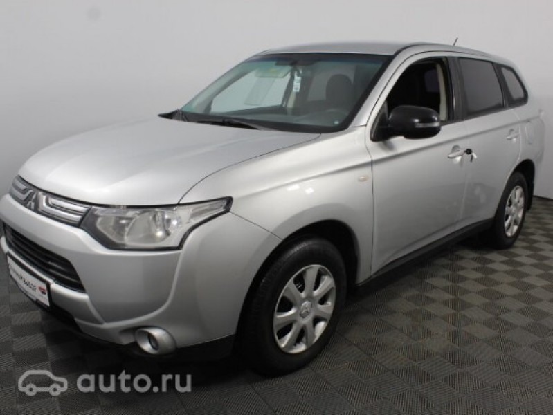 Автомобиль Mitsubishi, Outlander, 2013 года, VT, пробег 87554 км