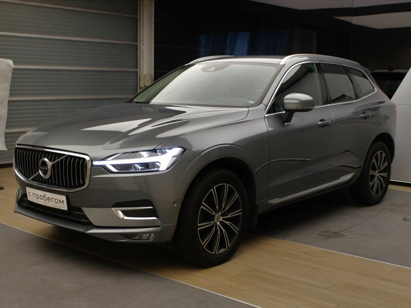 Автомобиль Volvo, XC60, 2020 года, AT, пробег 15400 км