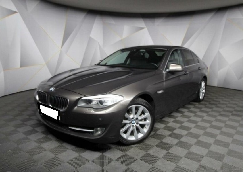 Автомобиль BMW, 5 серии, 2012 года, AT, пробег 103512 км