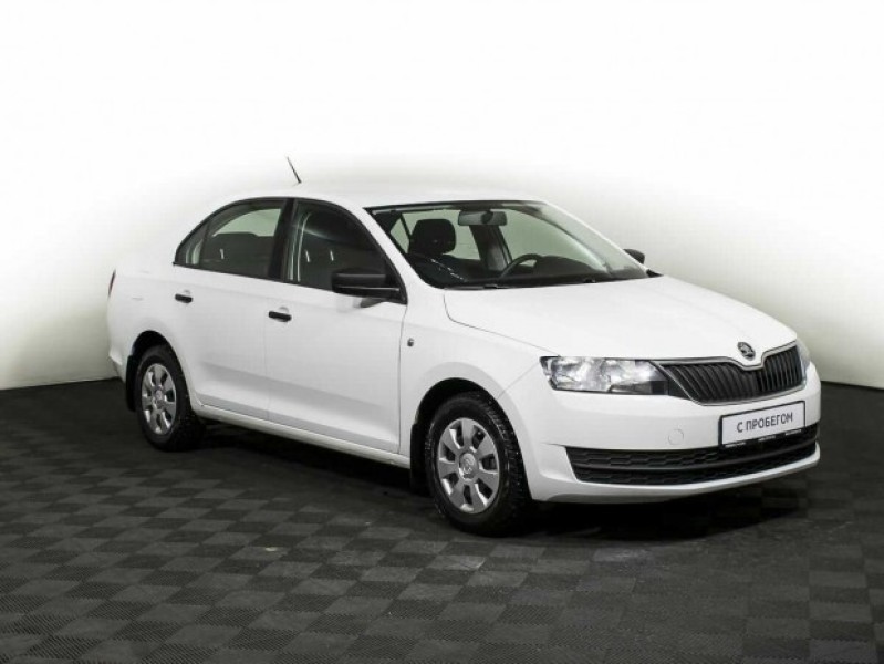 Автомобиль Skoda, Rapid, 2016 года, MT, пробег 69477 км