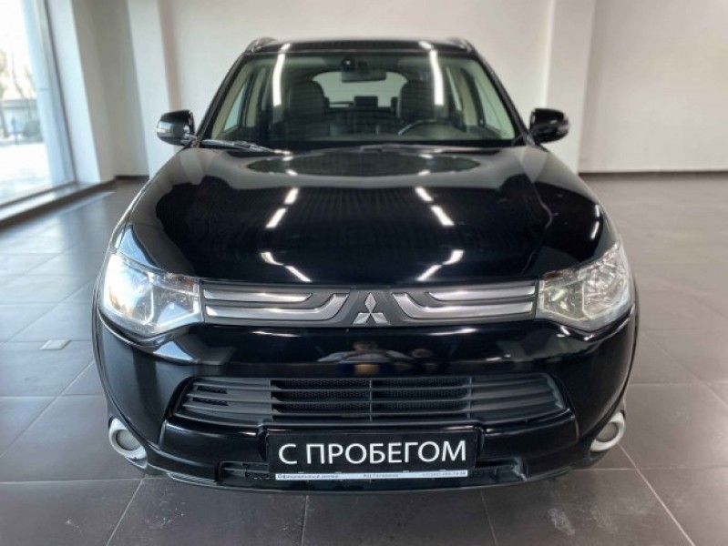 Автомобиль Mitsubishi, Outlander, 2014 года, VT, пробег 76960 км