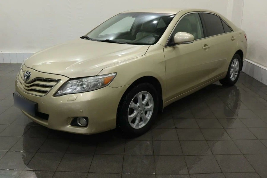 Автомобиль Toyota, Camry, 2011 года, AT, пробег 216620 км