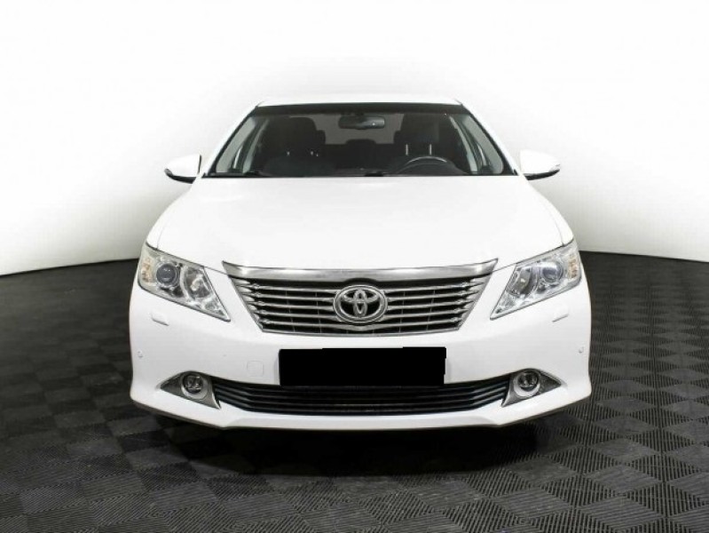 Автомобиль Toyota, Camry, 2012 года, AT, пробег 123442 км