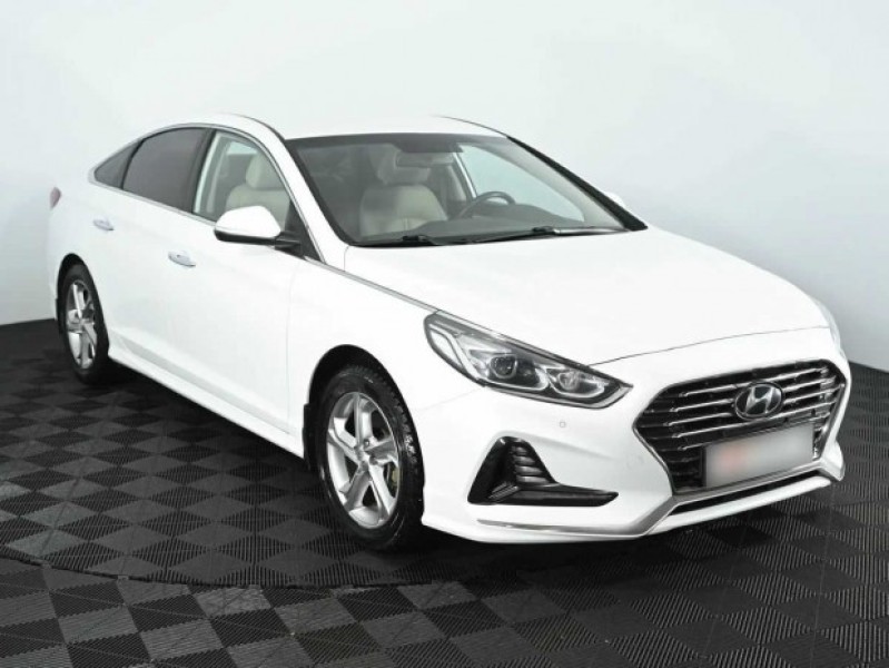 Автомобиль Hyundai, Sonata, 2018 года, AT, пробег 92768 км