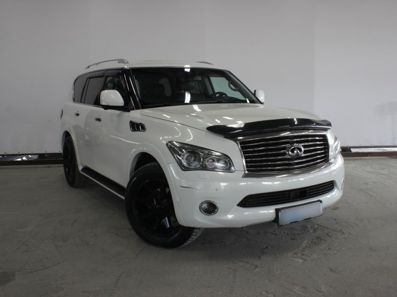 Автомобиль Infiniti, QX56, 2011 года, AT, пробег 146520 км