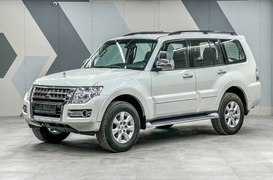 Автомобиль Mitsubishi, Pajero, 2021 года, AT, пробег 84 км