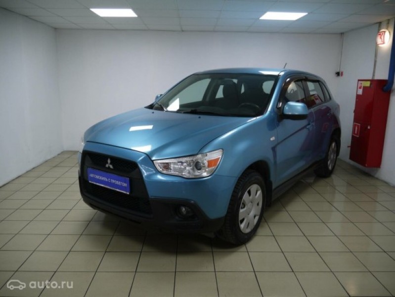 Автомобиль Mitsubishi, ASX, 2011 года, MT, пробег 119200 км