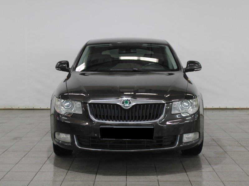 Автомобиль Skoda, Superb, 2012 года, AT, пробег 230000 км